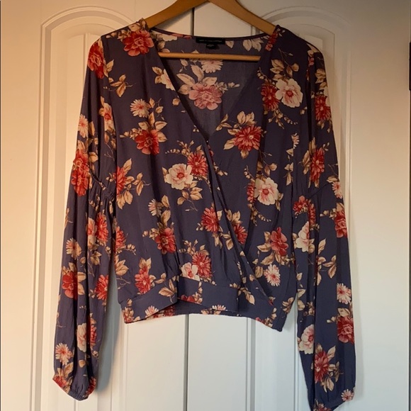American Eagle Outfitters Tops - AE floral blouse